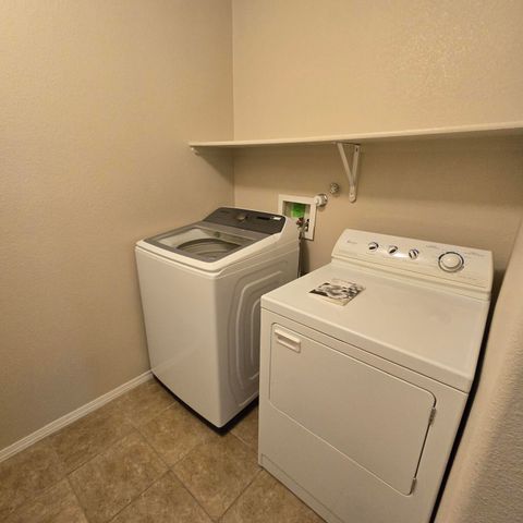 6912 Vista Del Sol Drive NW, Albuquerque, NM 87120