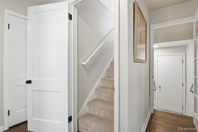 1059 Farnham Avenue, Lincoln Park, MI 48146