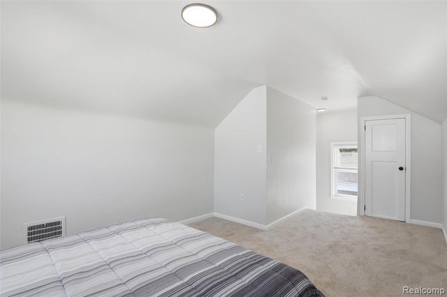 1059 Farnham Avenue, Lincoln Park, MI 48146