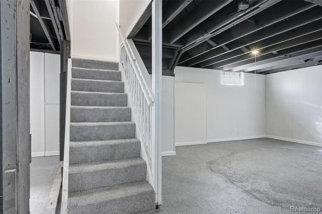 1059 Farnham Avenue, Lincoln Park, MI 48146