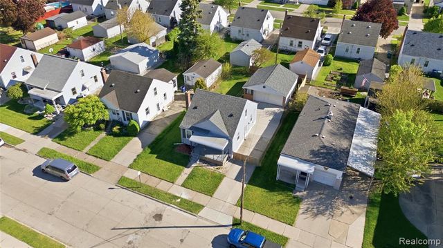 1059 Farnham Avenue, Lincoln Park, MI 48146
