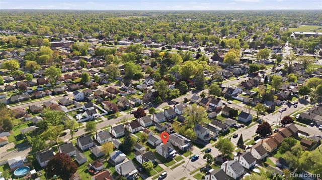 1059 Farnham Avenue, Lincoln Park, MI 48146