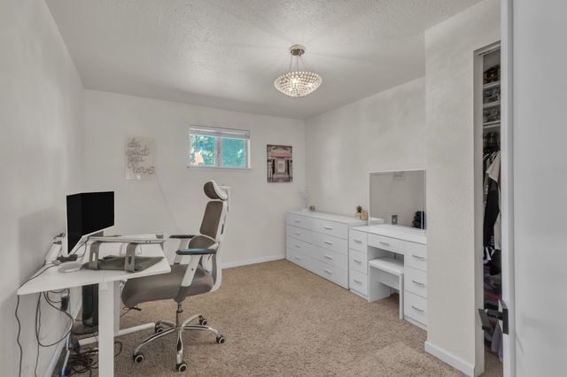 304 N 4th St, Cheney, WA 99004