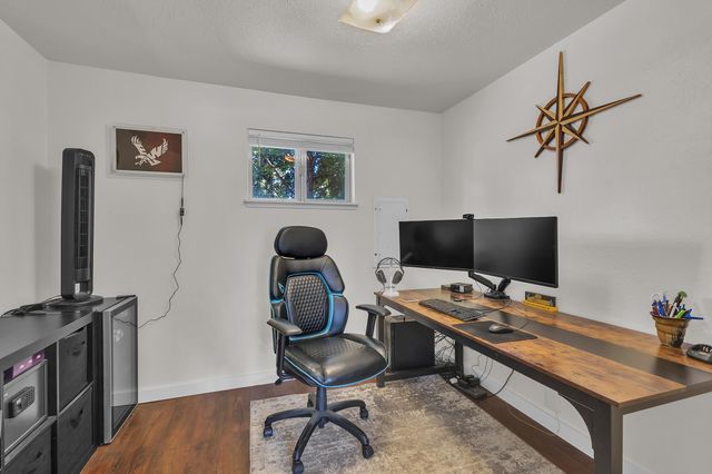 304 N 4th St, Cheney, WA 99004