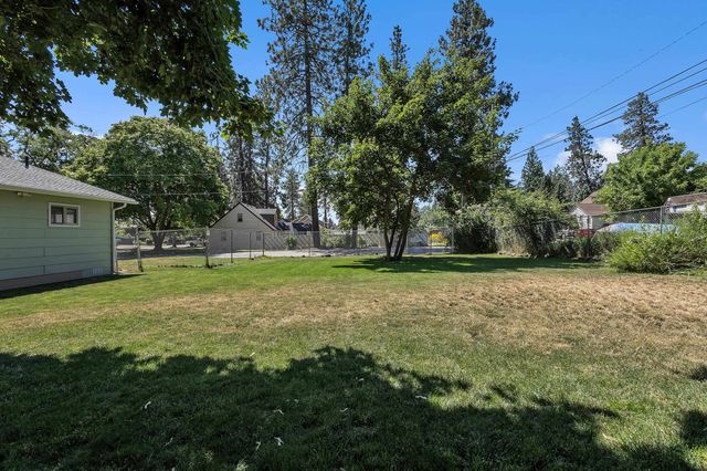 304 N 4th St, Cheney, WA 99004