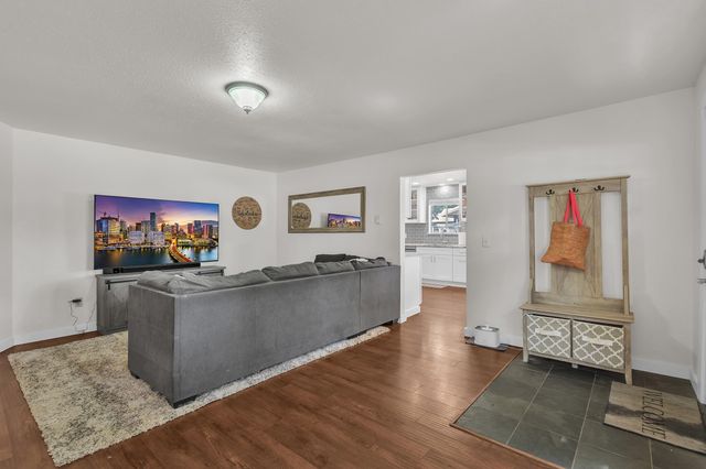 304 N 4th St, Cheney, WA 99004