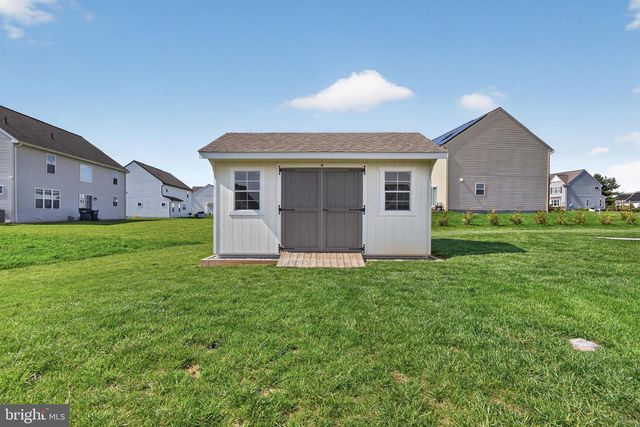 49 MONTICELLO DR, Lebanon, PA 17042