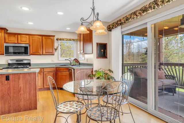 9493 Aspen View Drive, Grand Blanc Charter Township, MI 48439