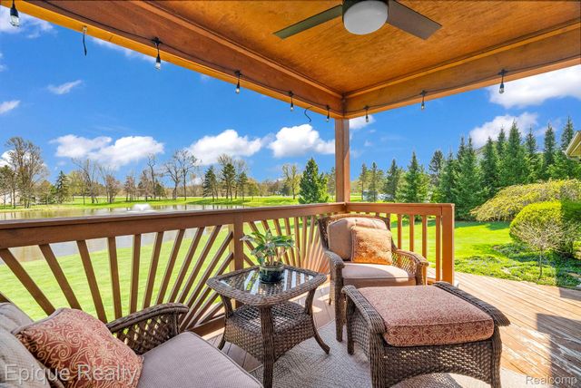 9493 Aspen View Drive, Grand Blanc Charter Township, MI 48439