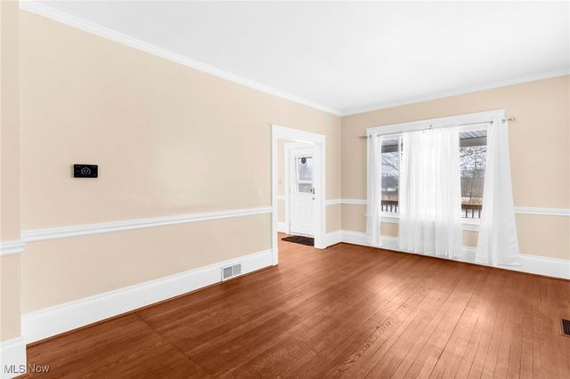 5910 Chestnut Ridge Road, Hubbard, OH 44425