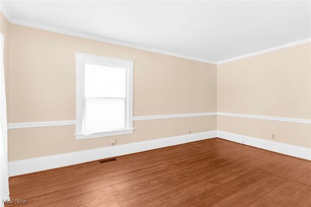 5910 Chestnut Ridge Road, Hubbard, OH 44425