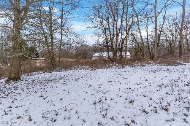 5910 Chestnut Ridge Road, Hubbard, OH 44425