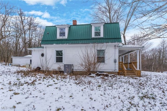 5910 Chestnut Ridge Road, Hubbard, OH 44425