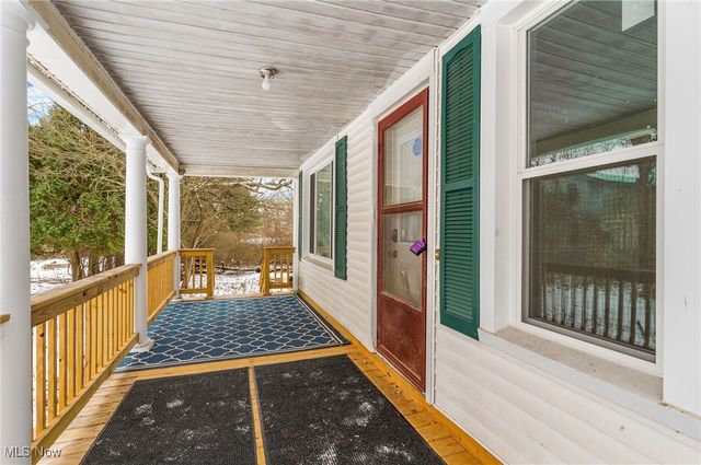 5910 Chestnut Ridge Road, Hubbard, OH 44425