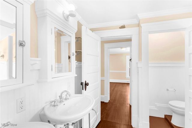 5910 Chestnut Ridge Road, Hubbard, OH 44425