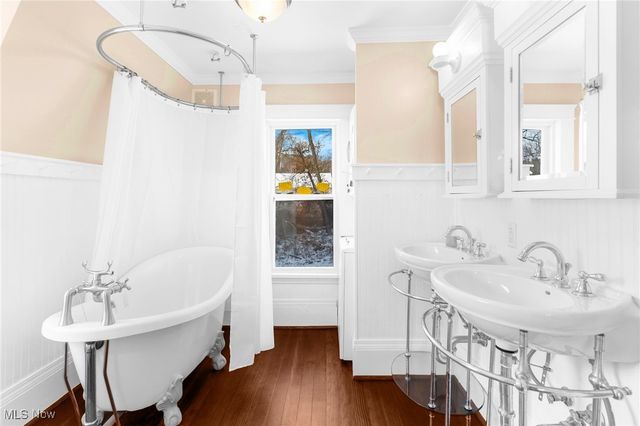 5910 Chestnut Ridge Road, Hubbard, OH 44425