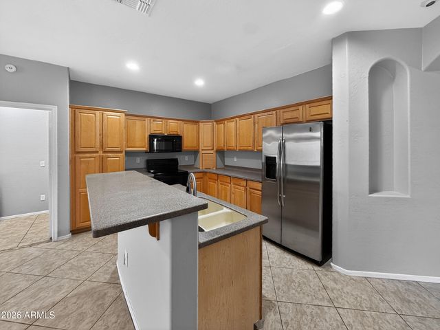 2421 W ELLIS Street, Phoenix, AZ 85041