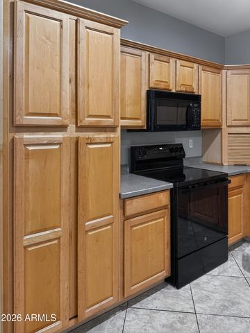 2421 W ELLIS Street, Phoenix, AZ 85041