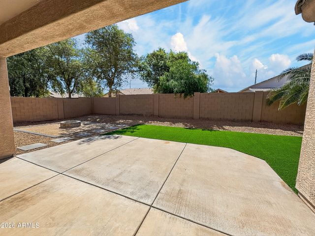 2421 W ELLIS Street, Phoenix, AZ 85041