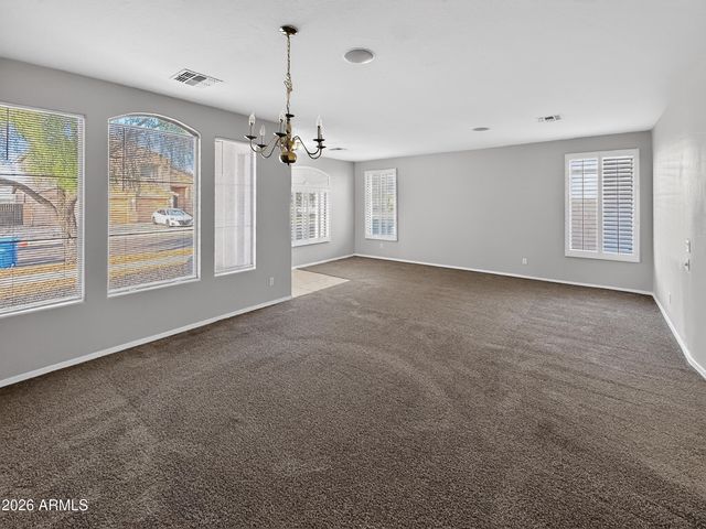 2421 W ELLIS Street, Phoenix, AZ 85041