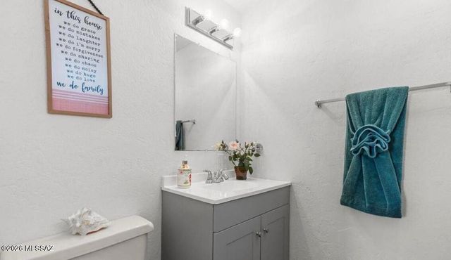 8175 S Alice Vail Lane, Tucson, AZ 85736