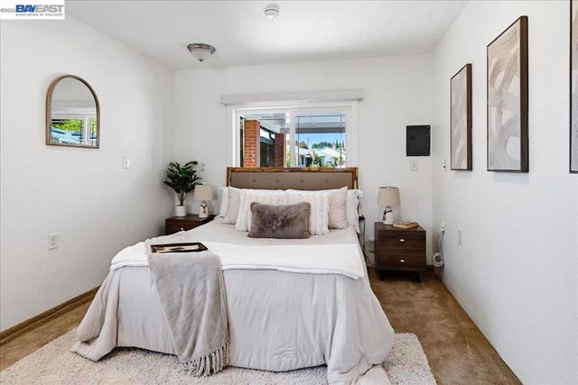 4231 Somerset Ave, Castro Valley, CA 94546