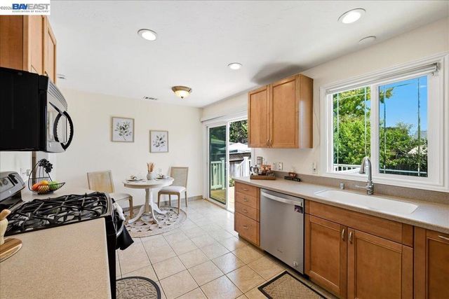 4231 Somerset Ave, Castro Valley, CA 94546