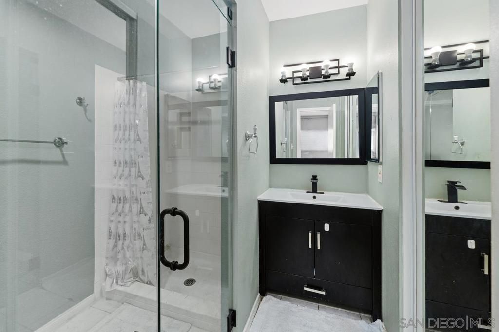 Image 9 of property listing at 4550 Glacier 7, San Diego, CA 92120