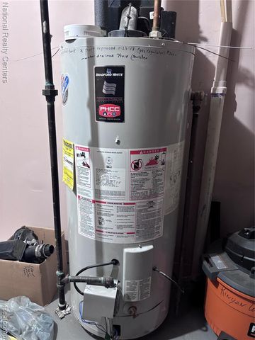 22243 Kinyon Street 1, Taylor, MI 48180