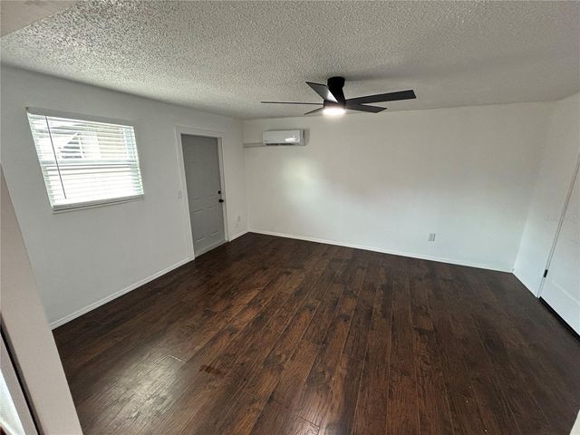 4720 7TH AVENUE N B, St Petersburg, FL 33713