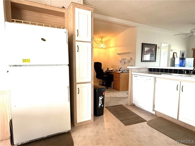 2350 Adobe Road 8, Bullhead City, AZ 86442