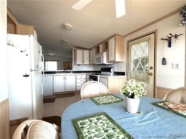 2350 Adobe Road 8, Bullhead City, AZ 86442