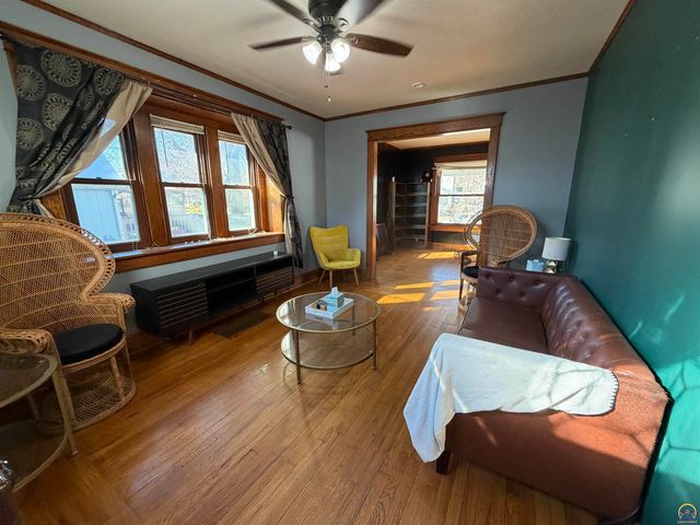 326 SW Quinton AVE, Topeka, KS 66606