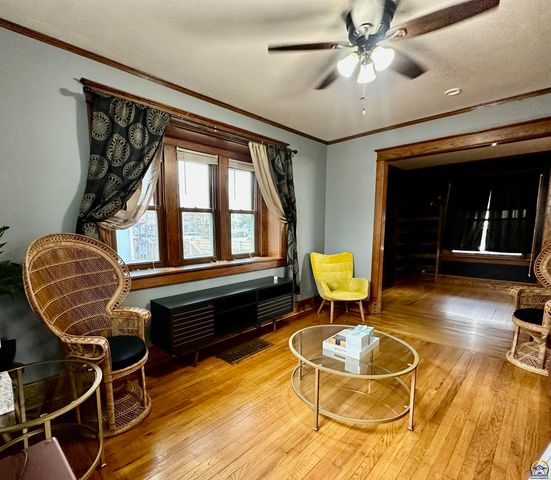 326 SW Quinton AVE, Topeka, KS 66606