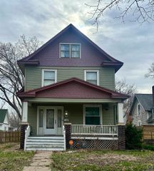326 SW Quinton AVE, Topeka, KS 66606