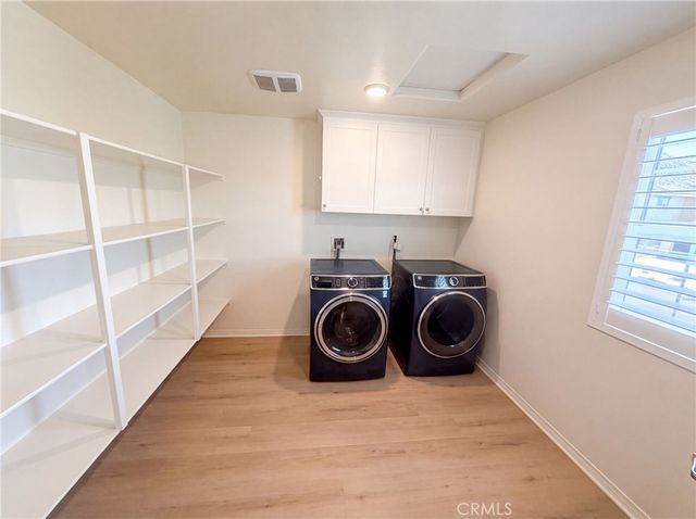 6593 Zion, Jurupa Valley, CA 92509
