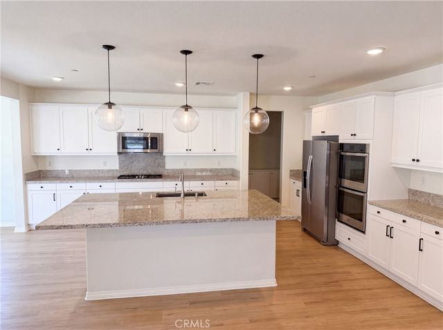 6593 Zion, Jurupa Valley, CA 92509