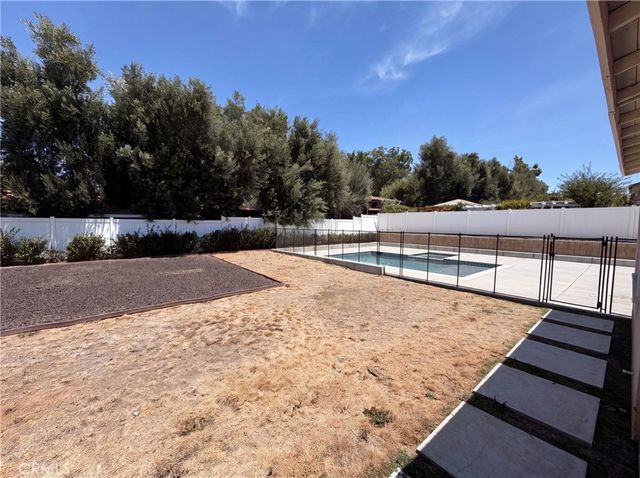 6593 Zion, Jurupa Valley, CA 92509