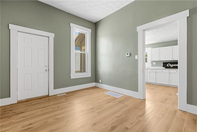 125 High Street, Xenia, OH 45385