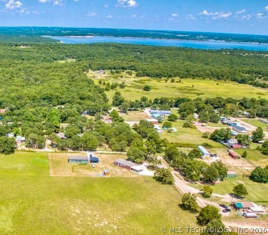 3835 Edge Road, Kingston, OK 73439