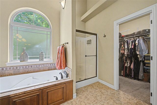 3 Buckfast Lane, Bella Vista, AR 72714