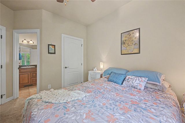 3 Buckfast Lane, Bella Vista, AR 72714