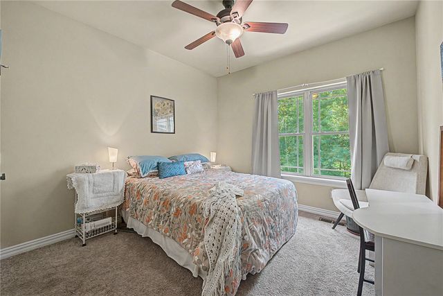 3 Buckfast Lane, Bella Vista, AR 72714