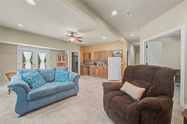 3 Buckfast Lane, Bella Vista, AR 72714