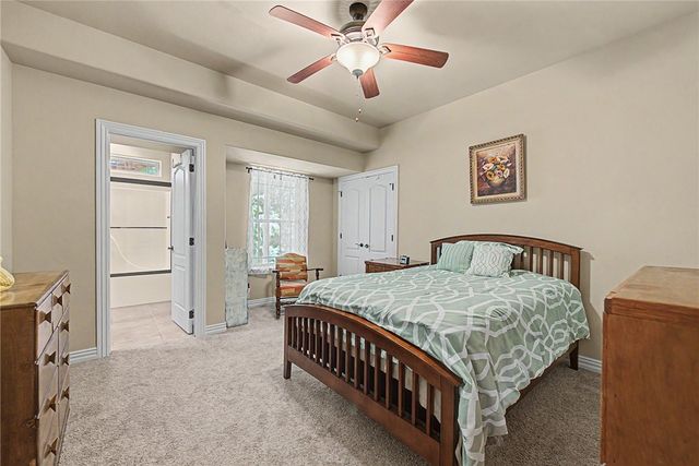 3 Buckfast Lane, Bella Vista, AR 72714