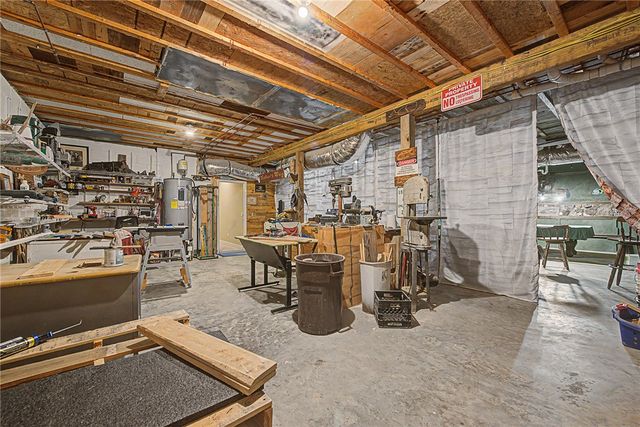 3 Buckfast Lane, Bella Vista, AR 72714