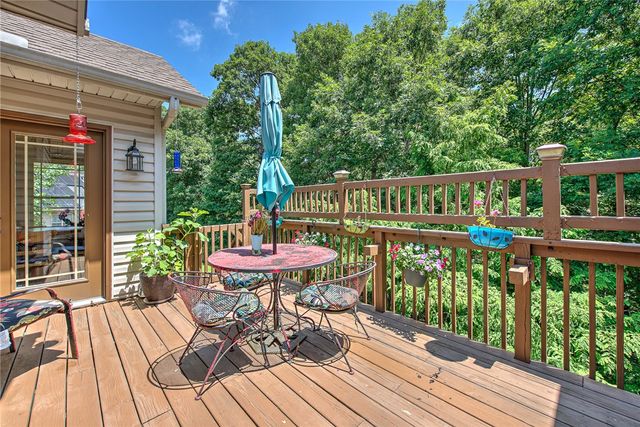3 Buckfast Lane, Bella Vista, AR 72714