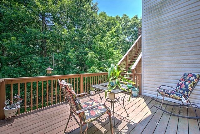 3 Buckfast Lane, Bella Vista, AR 72714