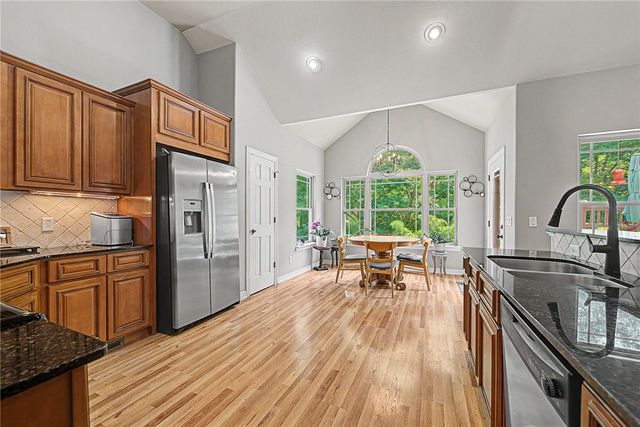 3 Buckfast Lane, Bella Vista, AR 72714