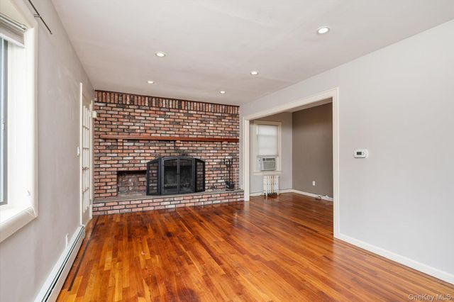 23 Rosebud Avenue, Merrick, NY 11566